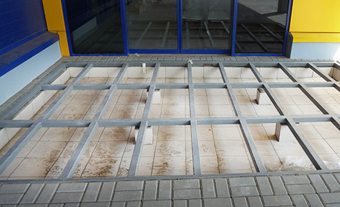 Опорная конструкция под оцинкованные решетки